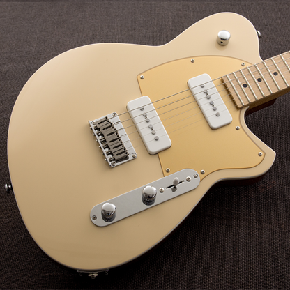 Reverend Charger 290 sandstone