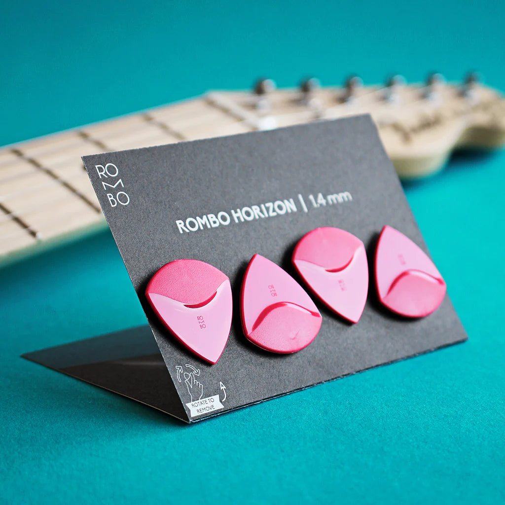 Rombo guitar pick set Horizon strawberry red (4 Guitar Picks) - 1,4 mm